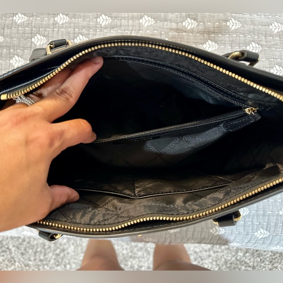 Michael Kors Tote - Picture 6 of 7